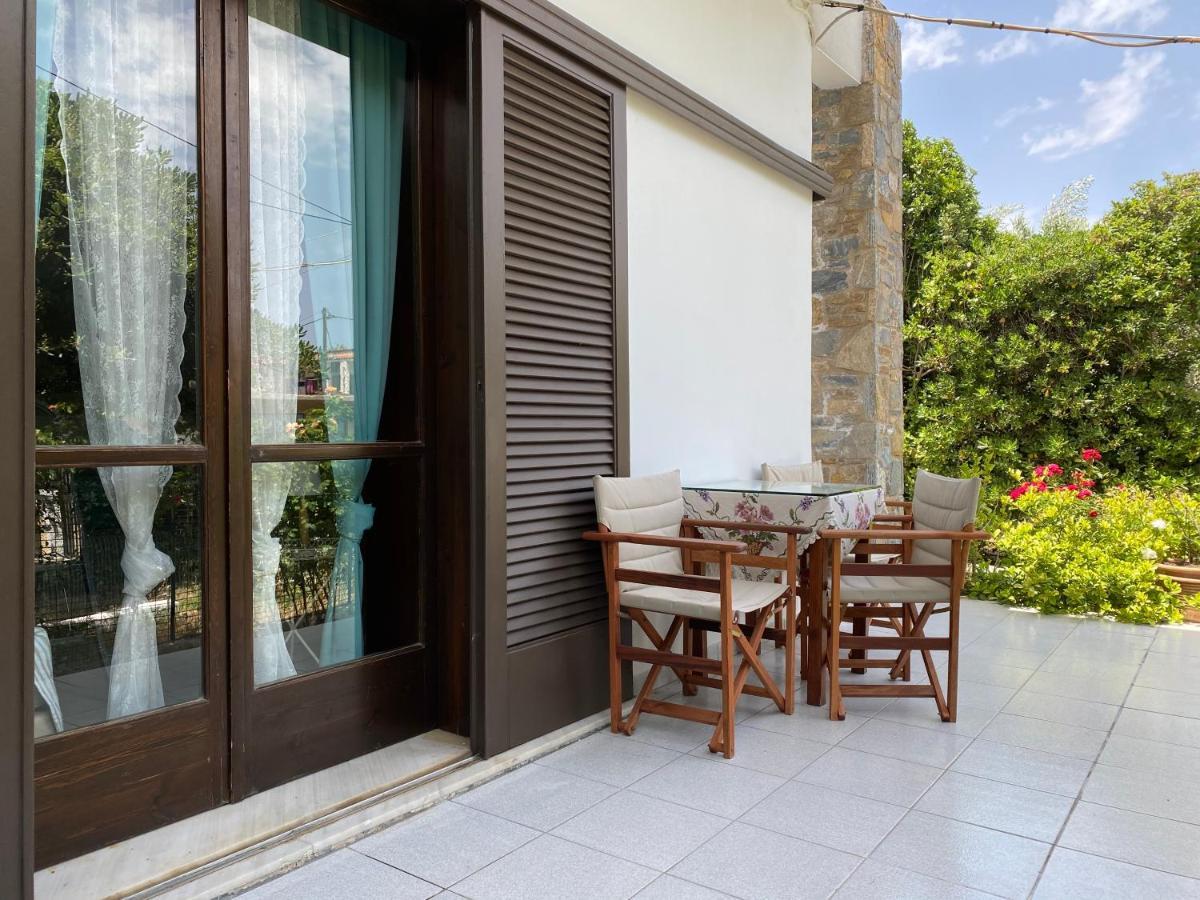 Eratous Seaside House Apartment Varnavas Bagian luar foto