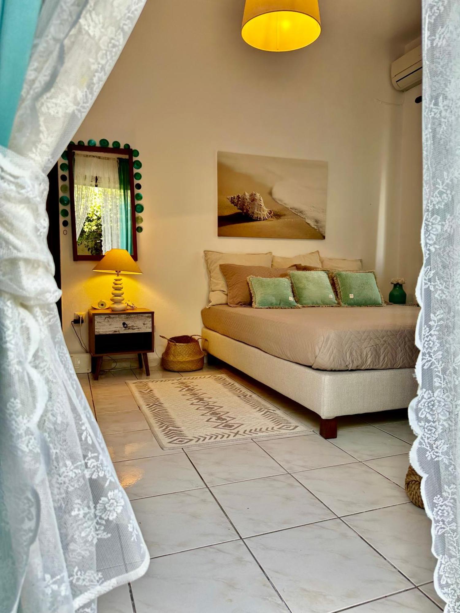 Eratous Seaside House Apartment Varnavas Bagian luar foto