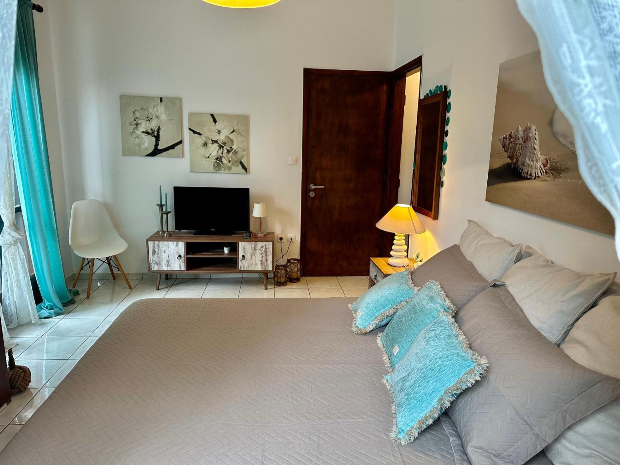 Eratous Seaside House Apartment Varnavas Bagian luar foto