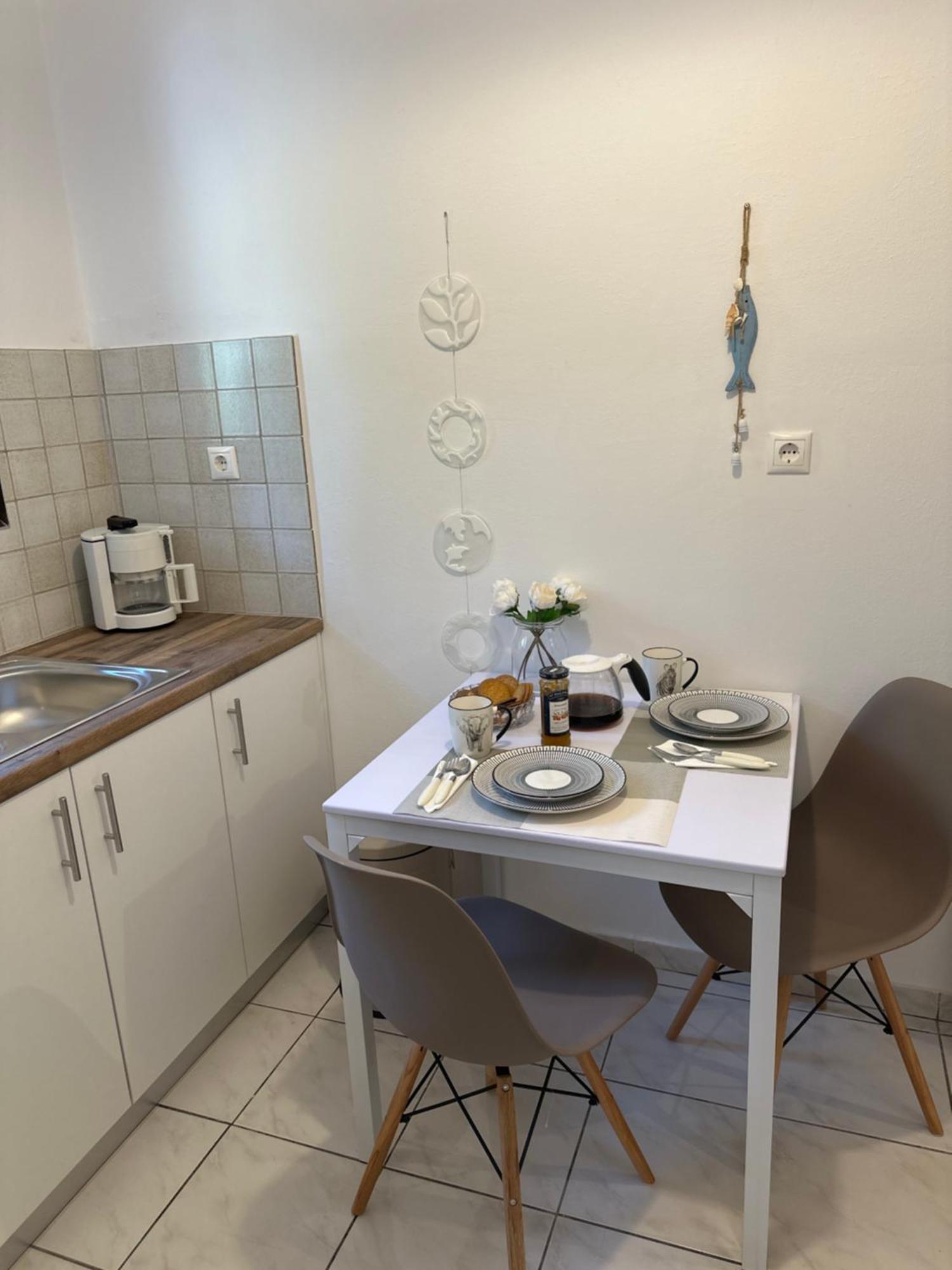 Eratous Seaside House Apartment Varnavas Bagian luar foto
