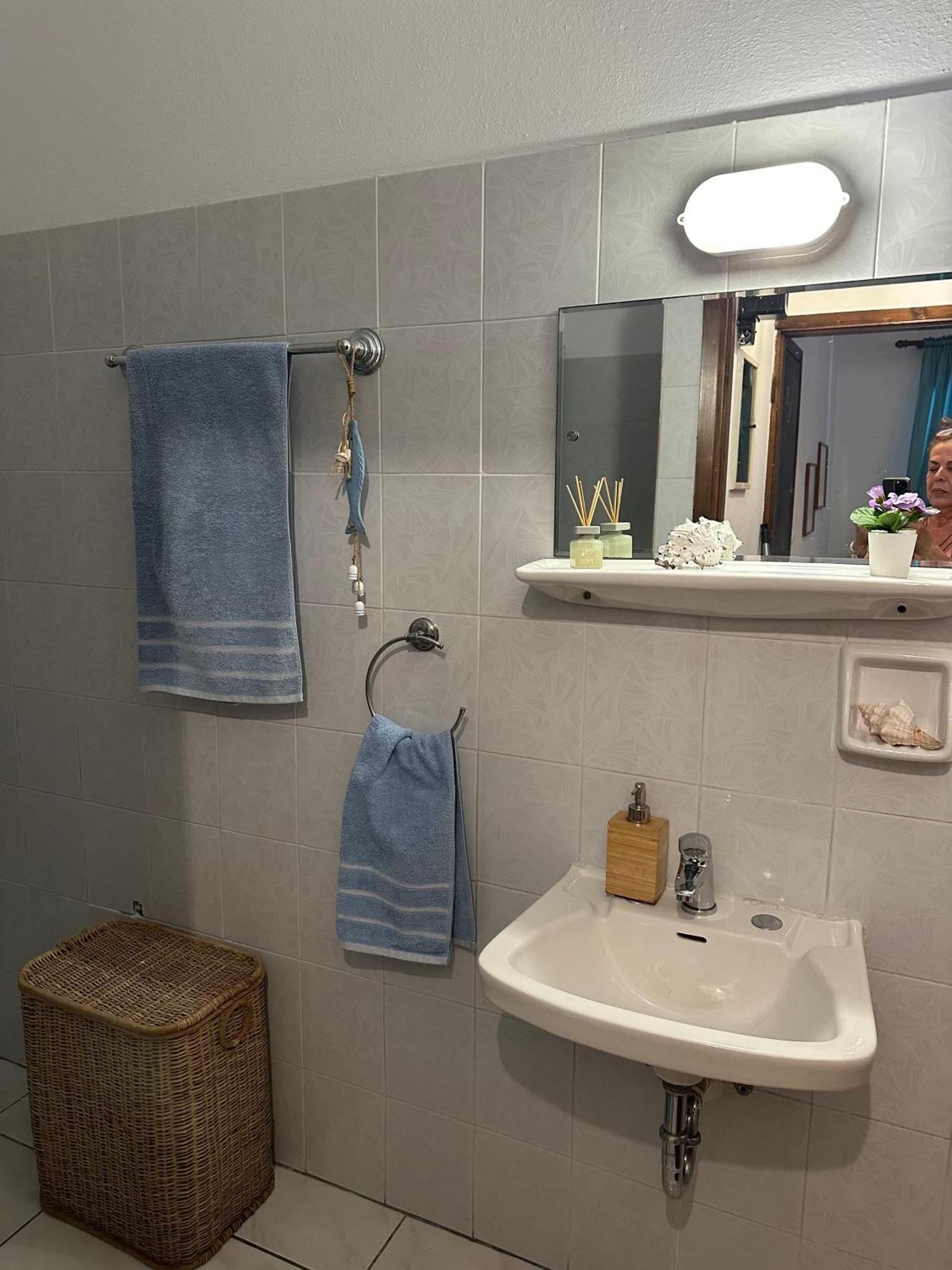 Eratous Seaside House Apartment Varnavas Bagian luar foto